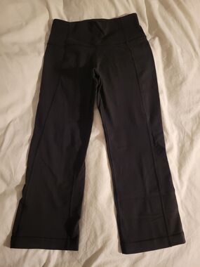 lululemon athletica Black Capris with High Waist